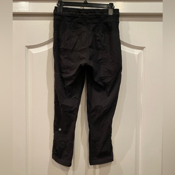 Lululemon Dance Studio Crop black size 4 - Picture 3 of 10